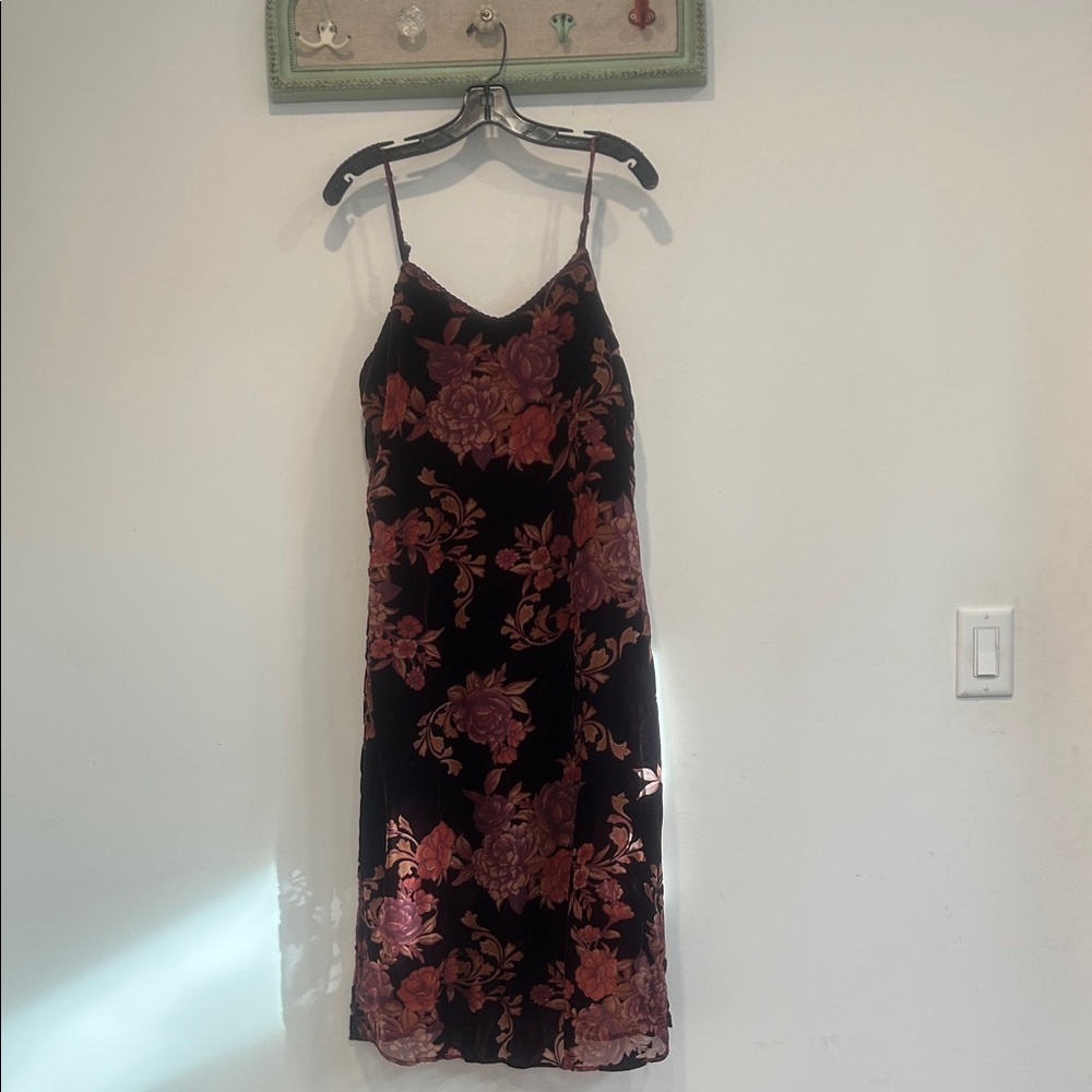 Burgundy Velvet Floral Slip Dress medium women’s midi new w tags